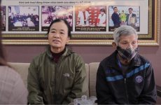 Cô Sình và chồng đến thăm khám bệnh tại Đỗ Minh Đường