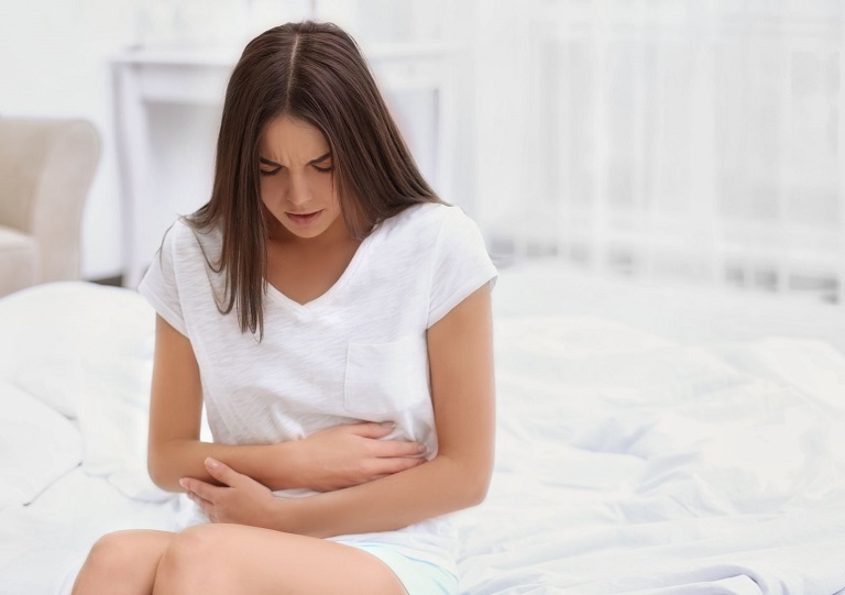 Sau khi đốt viêm cổ tử cung, chị em có thể gặp phải một số biến chứng ảnh hưởng đến sức khỏe