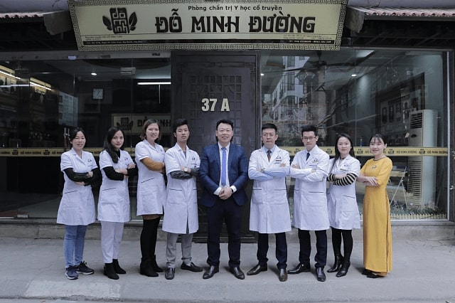 Đội ngũ bác sĩ, lương y, nhân viên của Nhà thuốc Đỗ Minh Đường cơ sở Hà Nội