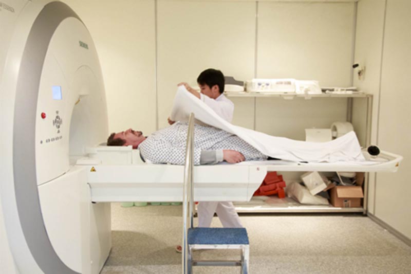 Chụp cộng hưởng từ MRI để chẩn đoán bệnh