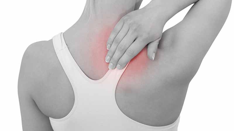 Có rất nhiều nguyên nhân gây đau lưng trên