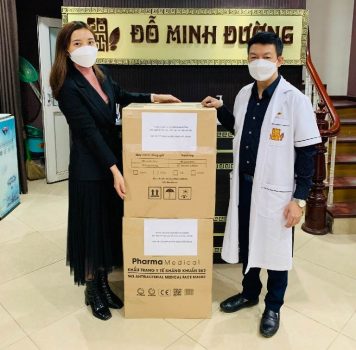 Hơn 5000 khẩu trang y tế được đơn vị chuẩn bị gửi tặng y tế quận Ba Đình