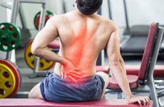 Tập gym bị đau lưng
