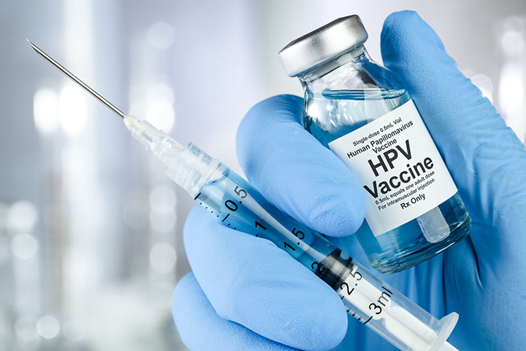 Tiêm vắc-xin HPV